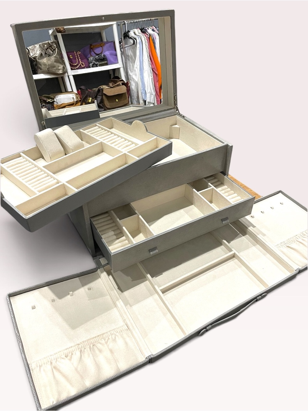 WOLF Grand oversized mirrored multi section suede lined jewelry case.